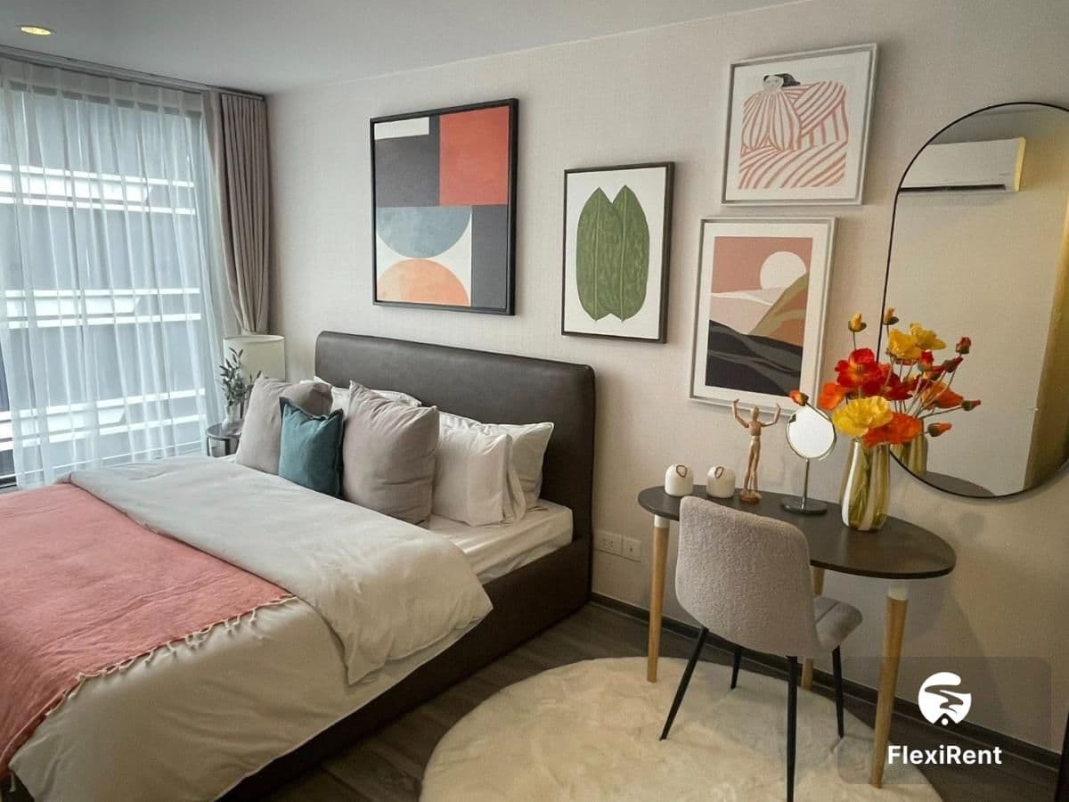 Ideo Mobi Sukhumvit 40 Image 1