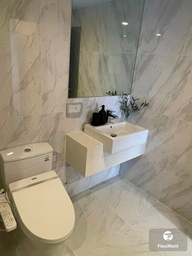 Ideo Mobi Sukhumvit 40 Image 5