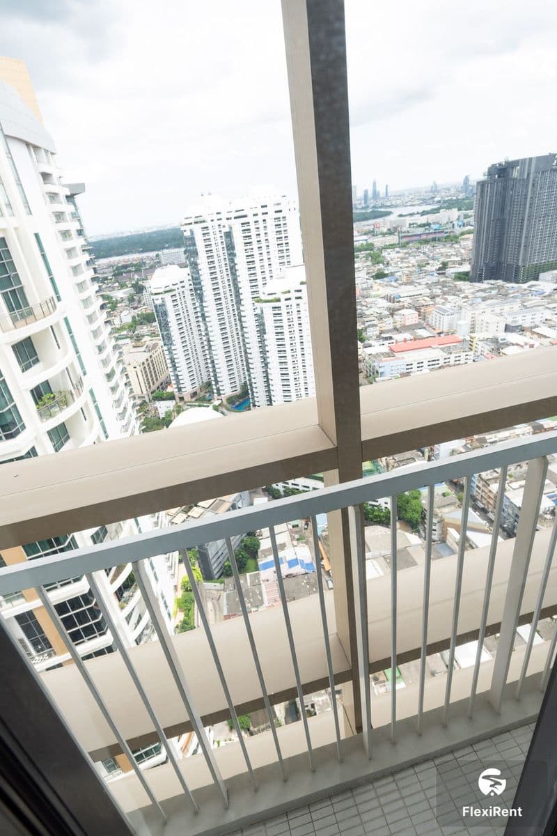 Park Origin Phrom Phong photo #25