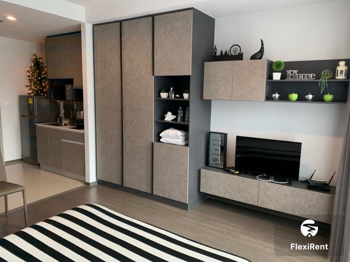 IDEO Phahol - Jatujak photo #7