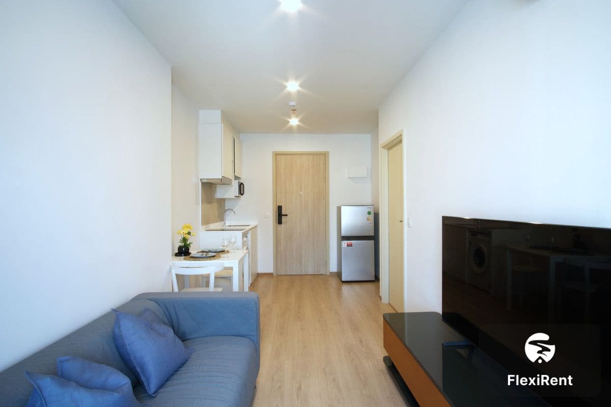 Life Rama 4 - Asoke Image 2