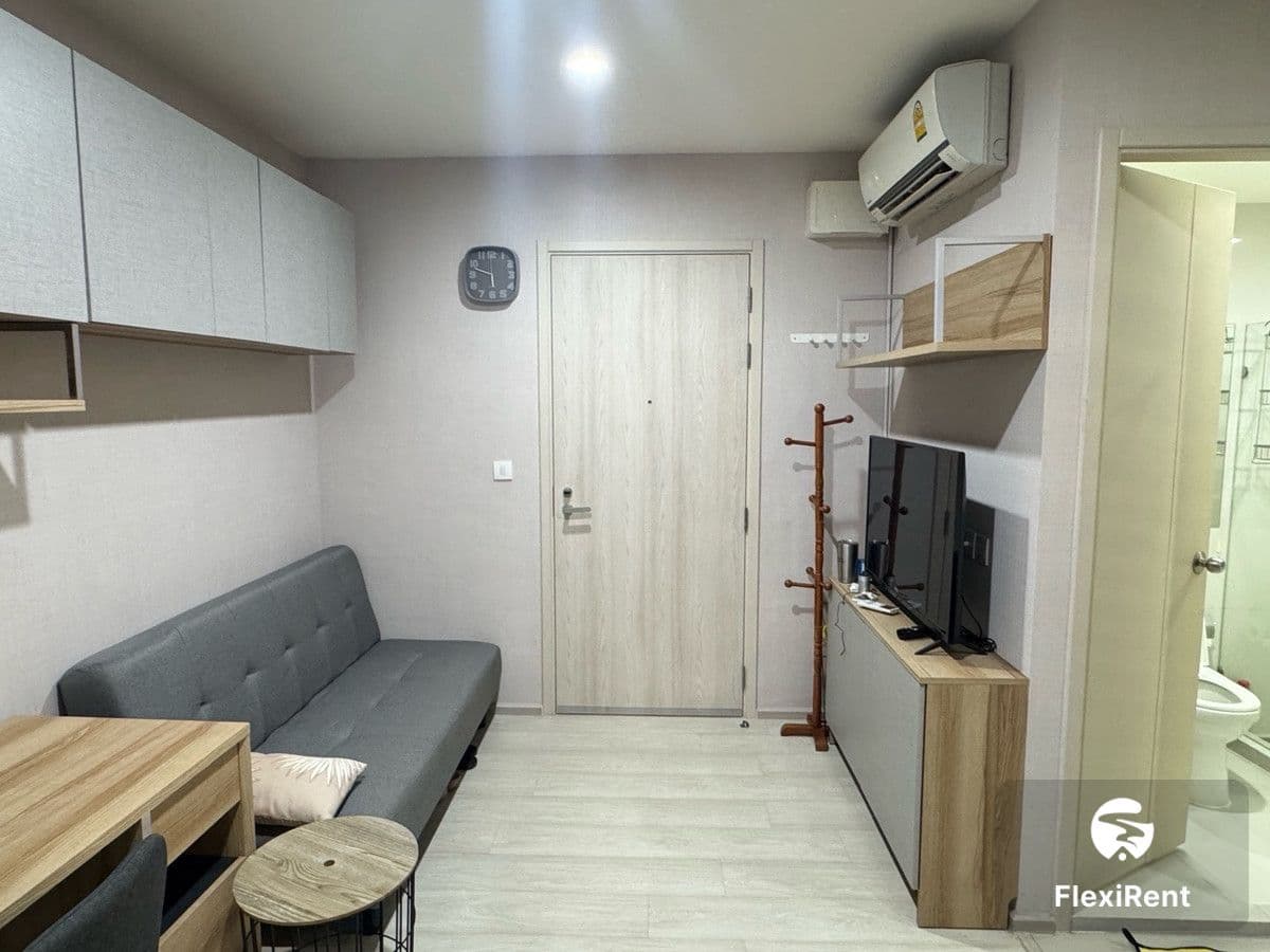 Life Asoke photo #11