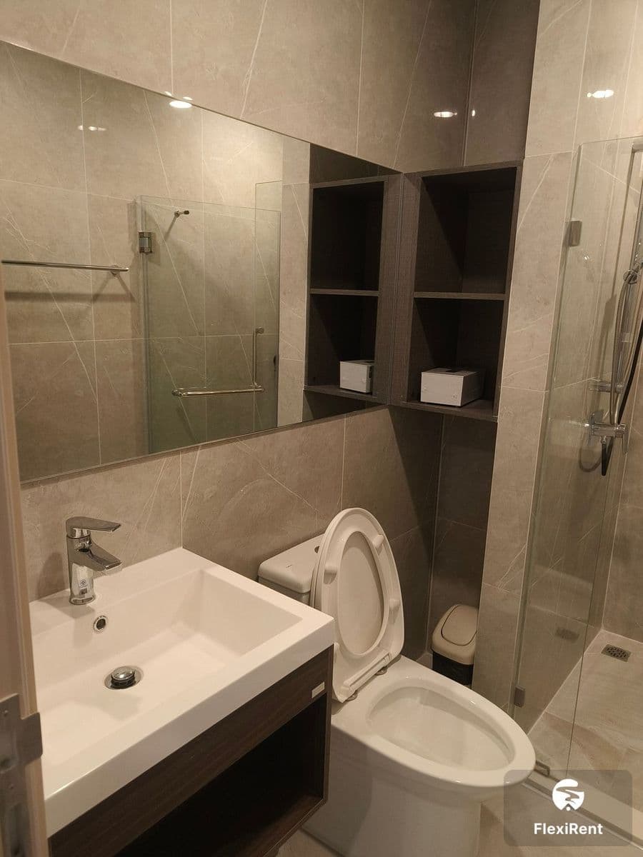 Noble Nue District R9 photo #18