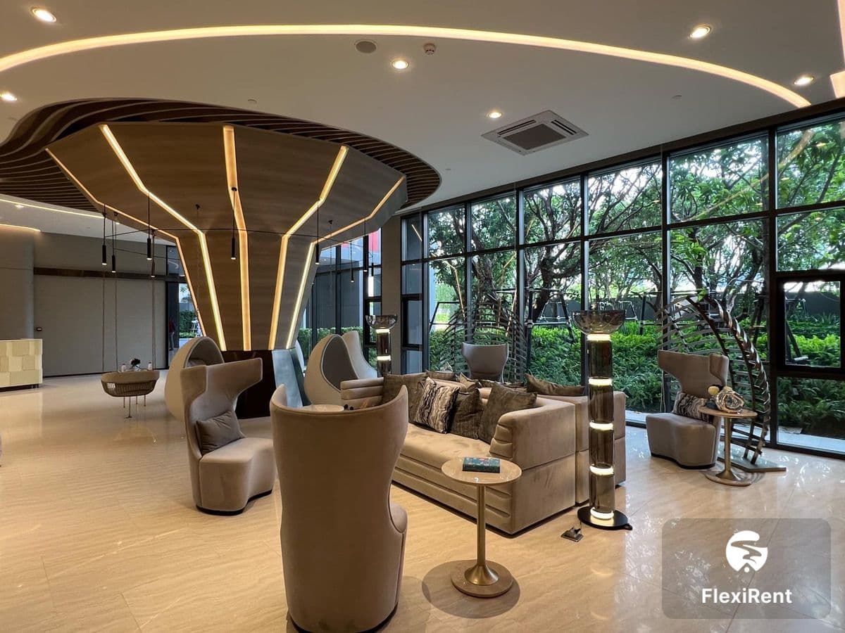 Aspire Sukhumvit - Rama 4 Image 1