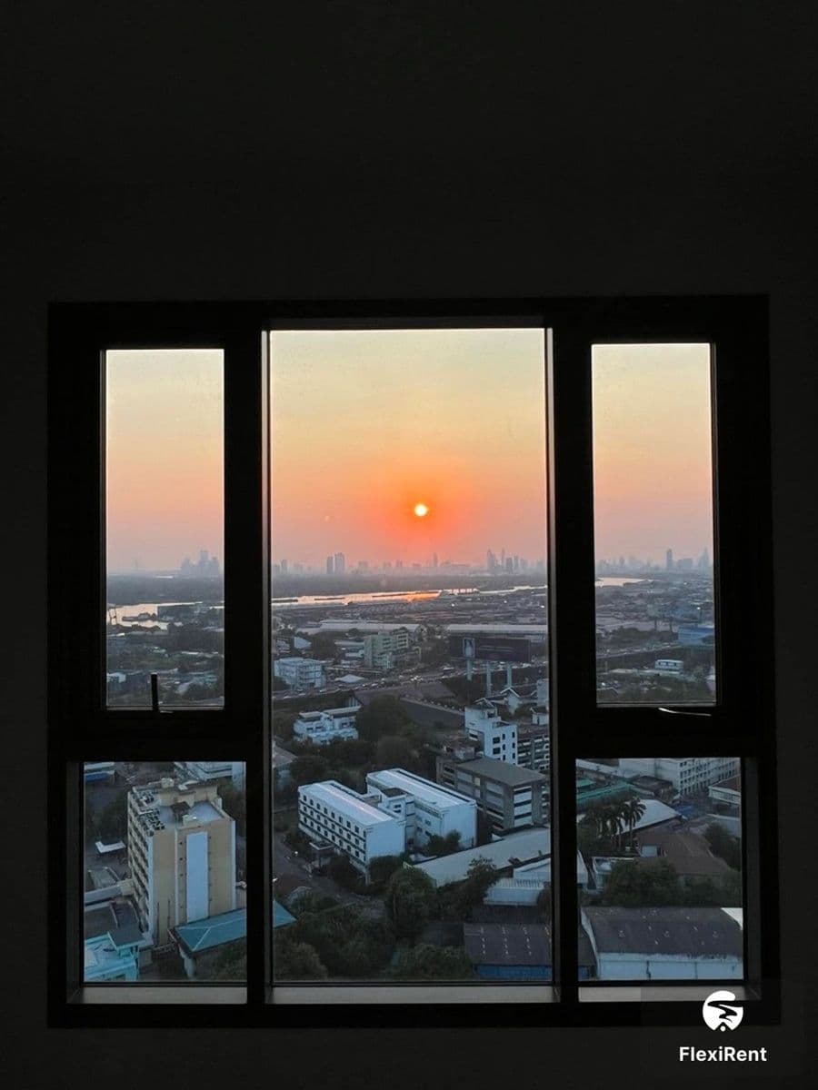 Aspire Sukhumvit - Rama 4 photo #17