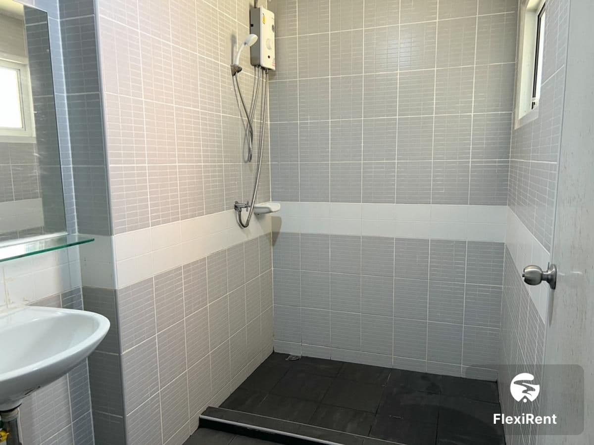 Pradya Place Ratchada - Huai Khwang photo #13