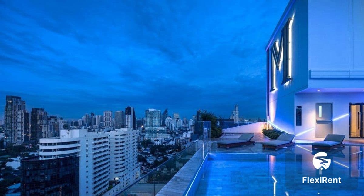 M Thonglor 10 photo #17