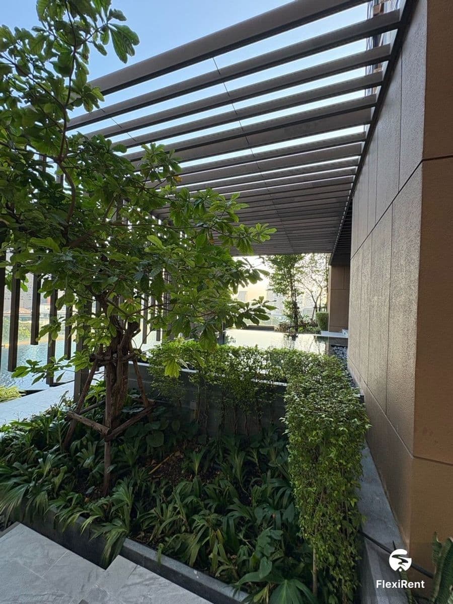 Oka Haus Sukhumvit 36 photo #22