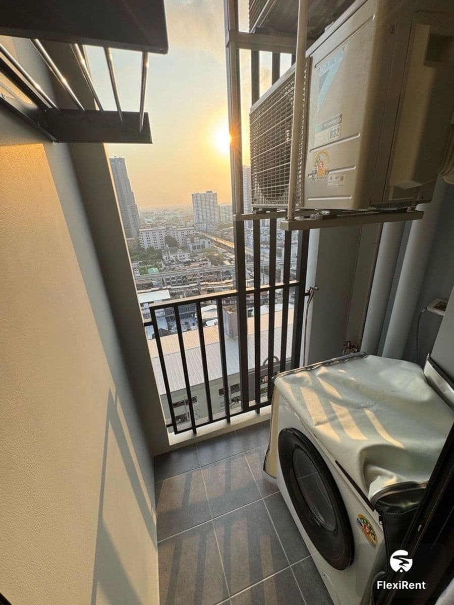 Ideo Ramkhamhaeng - Lam Sali Station photo #7