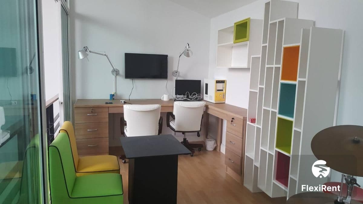 ฟลอร่า วงศ์สว่าง (Flora Wongsawang) รูปที่ 18