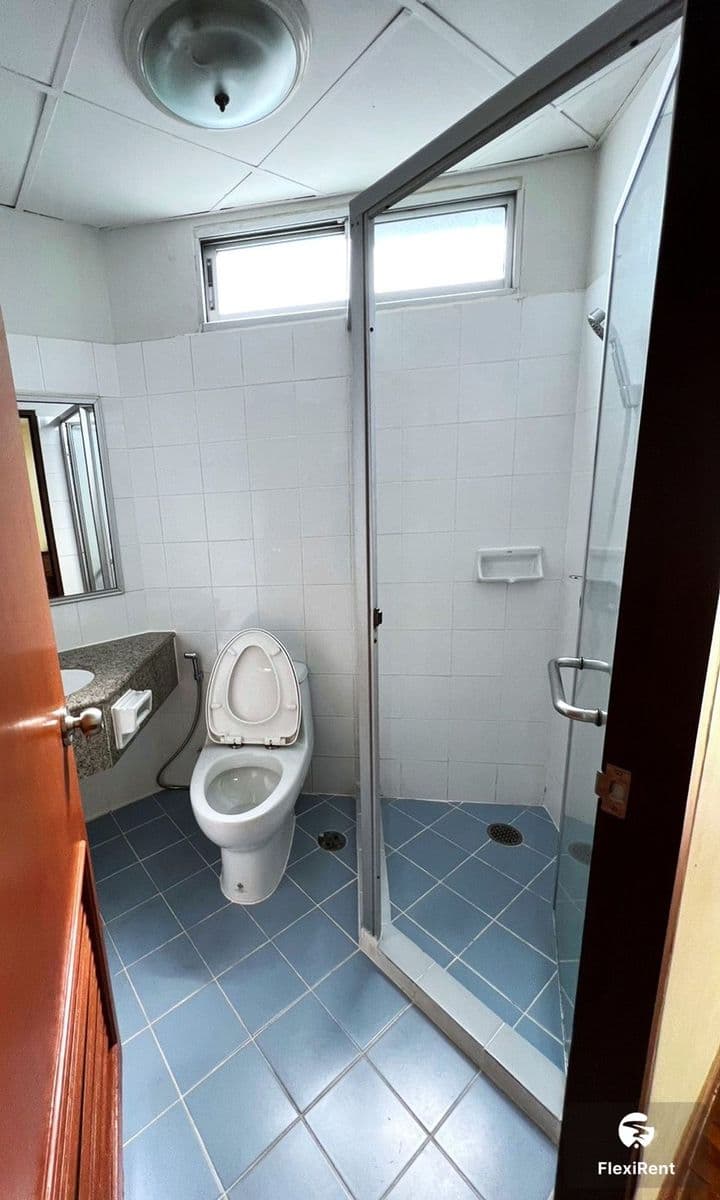 วิทยุ คอมเพล็กซ์ (Wittayu Complex) รูปที่ 6