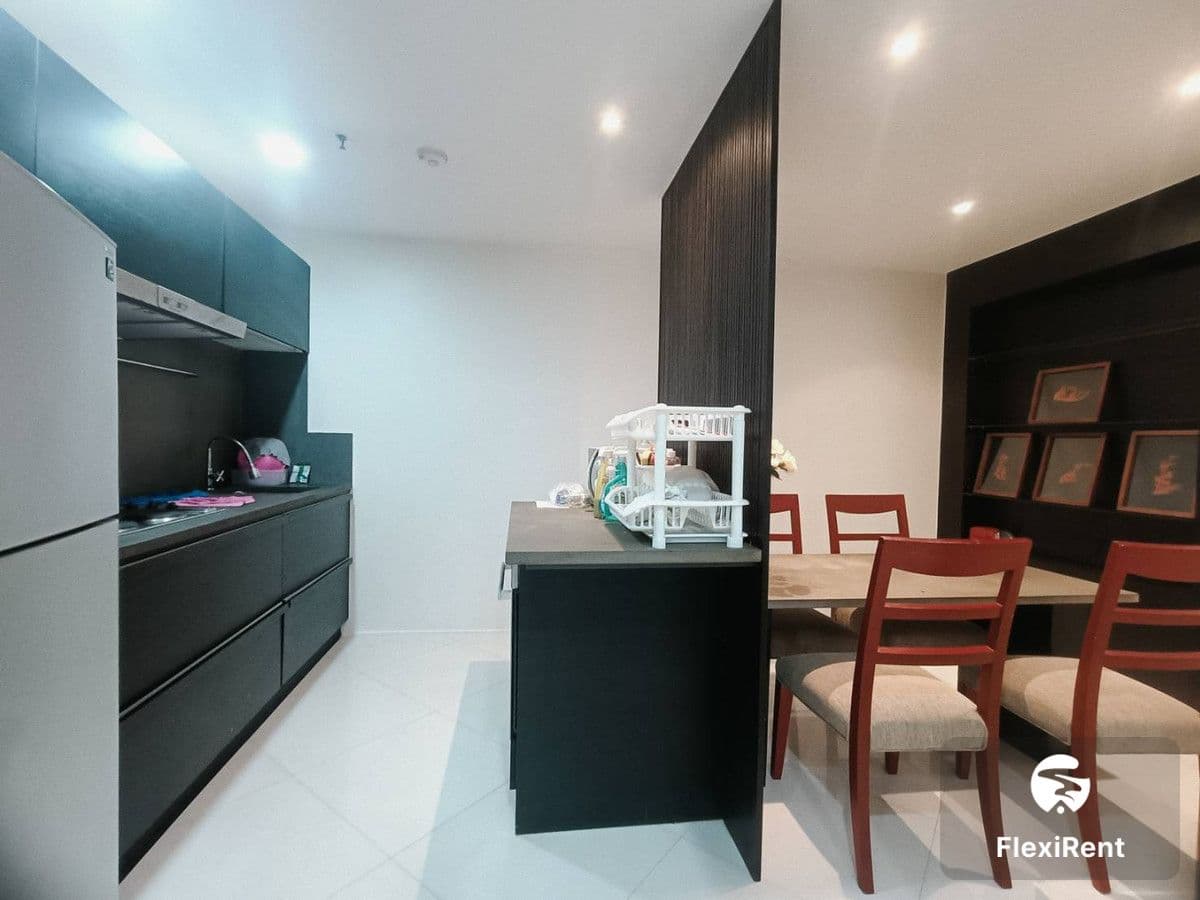 วิทยุ คอมเพล็กซ์ (Wittayu Complex) รูปที่ 2