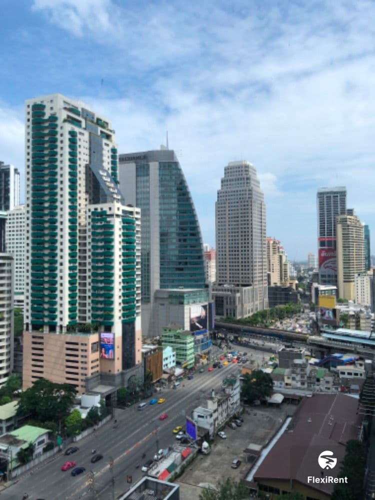 Ashton Asoke photo #14