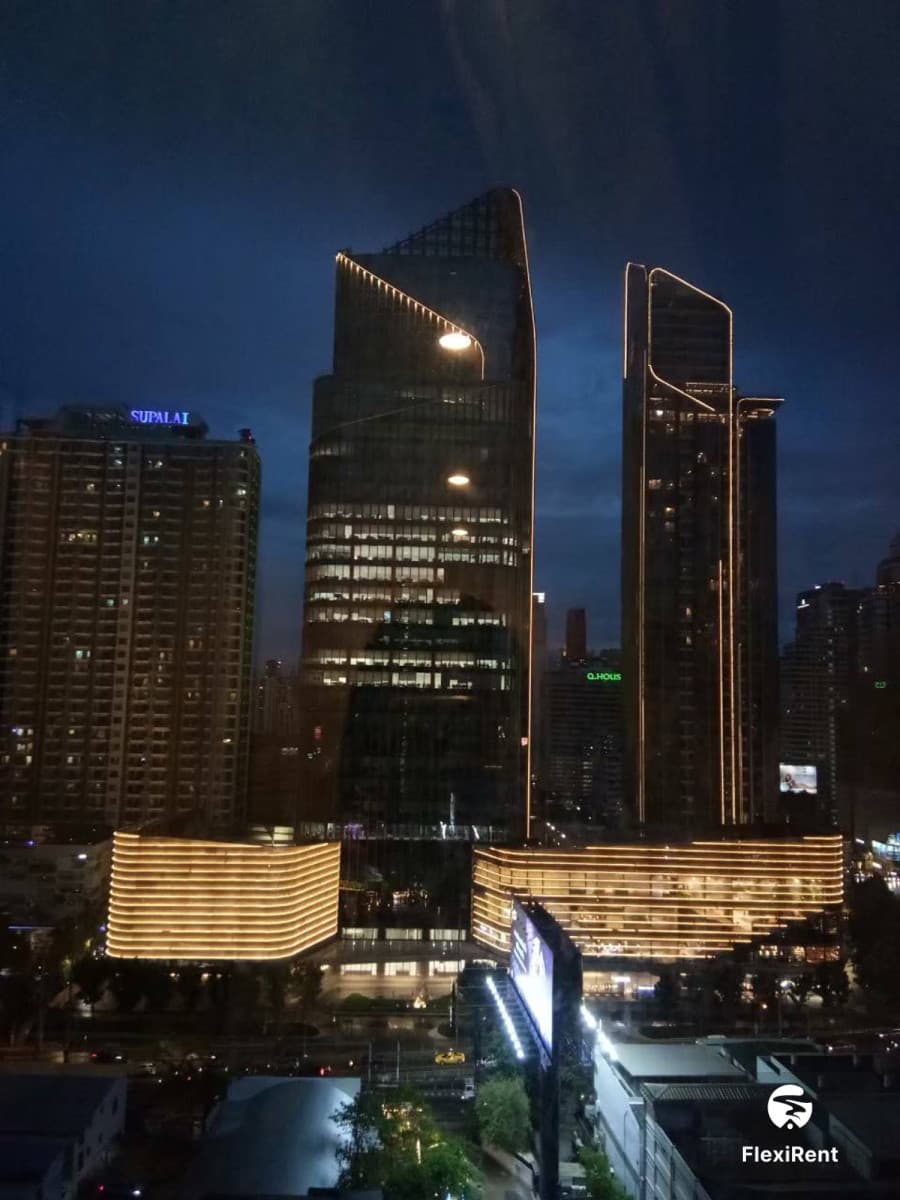 Life Asoke photo #13