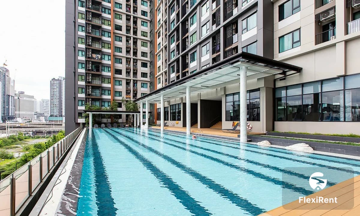 Life Asoke photo #16