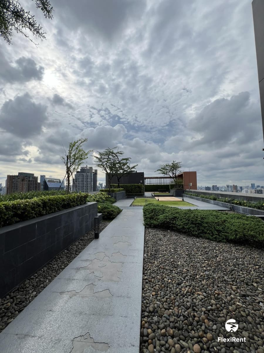 Life Asoke photo #10