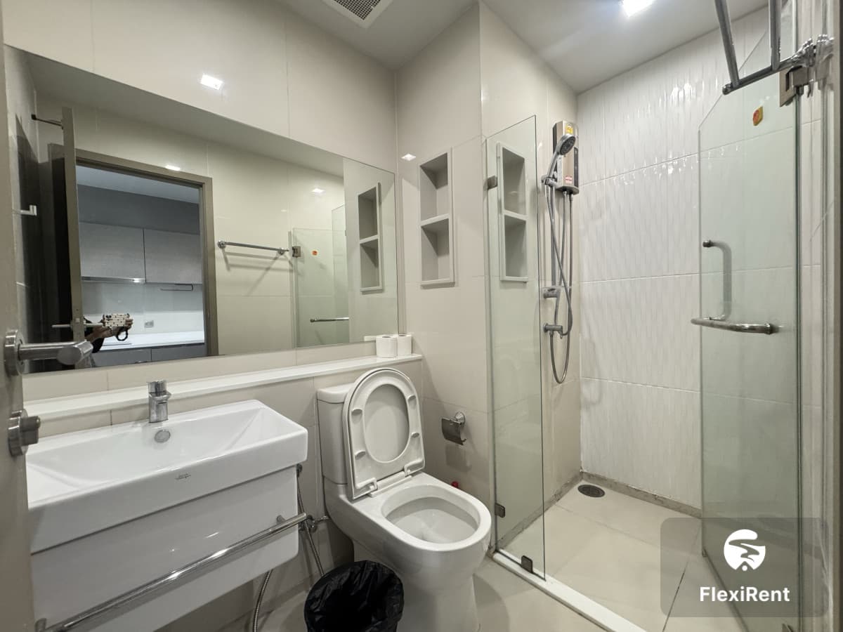 Life Asoke - Rama 9 photo #8