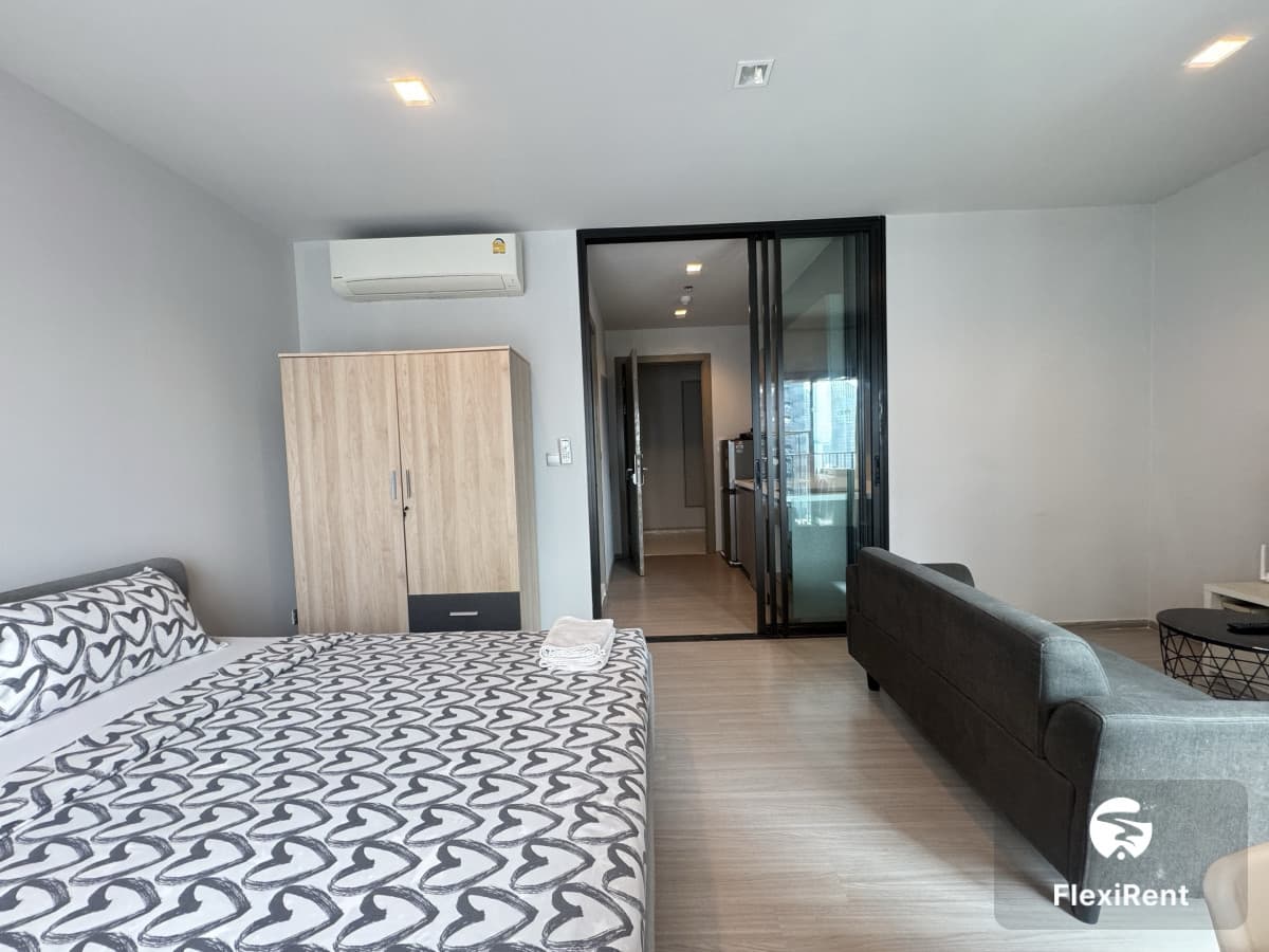 Life Asoke - Rama 9 photo #9