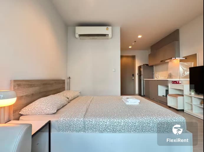 Life Asoke - Rama 9 photo #21