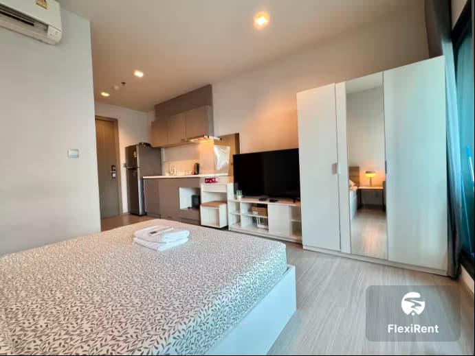 Life Asoke - Rama 9 photo #22