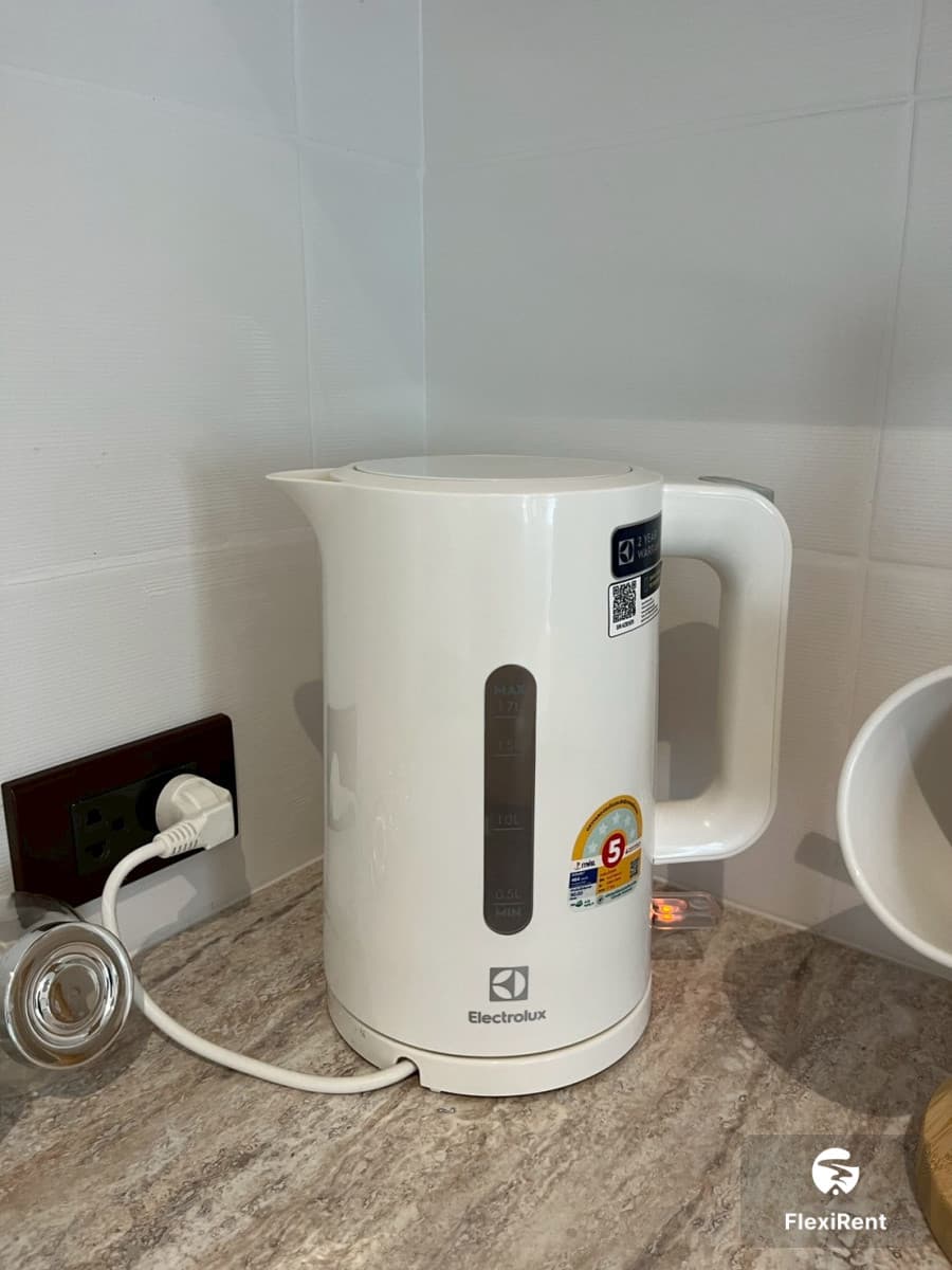 เดอะ ไทเทิ้ล ฮาโล 1 (The Title Halo 1) รูปที่ 4