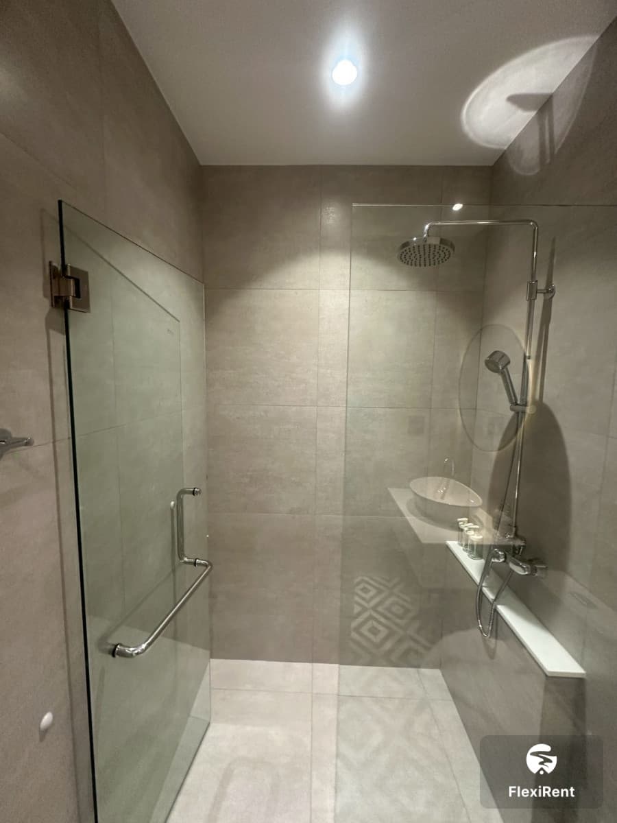 เดอะ ไทเทิ้ล ฮาโล 1 (The Title Halo 1) รูปที่ 23