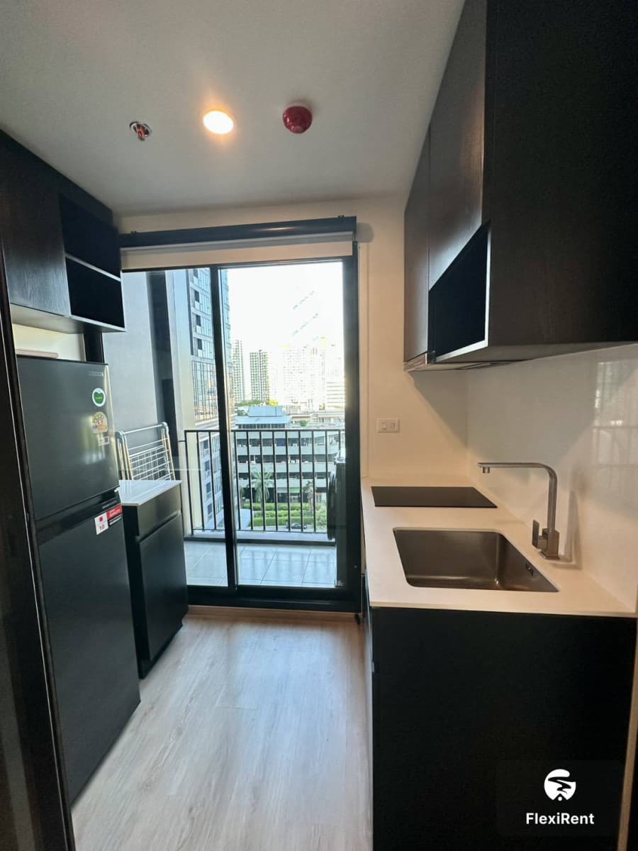 Noble Nue District R9 photo #14